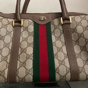 Additional pictures of listed Gucci tote